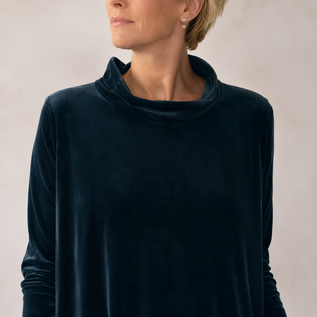 Caroline | Elegant Velvet Maxi Dress