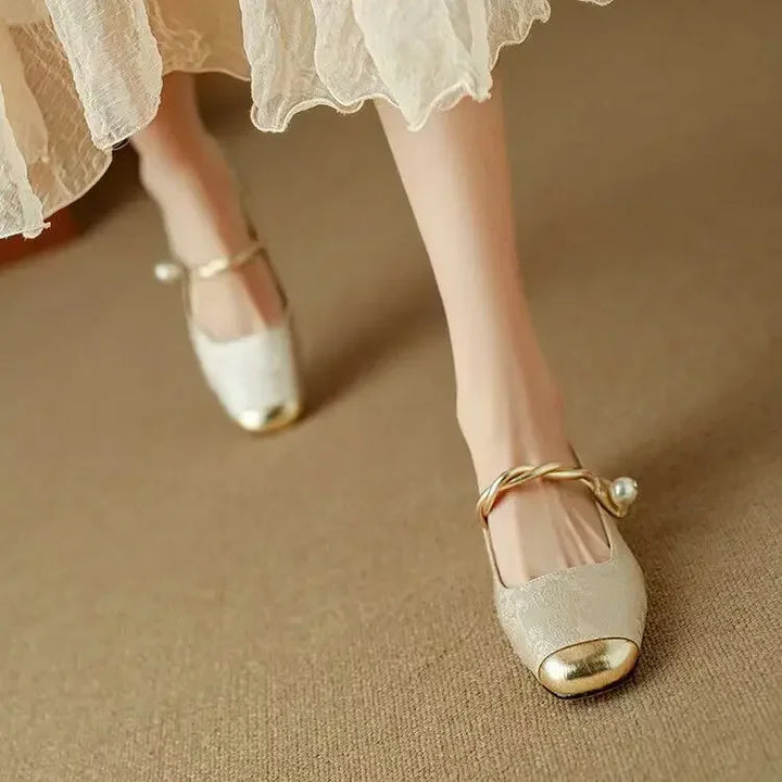 Emmie Pumps